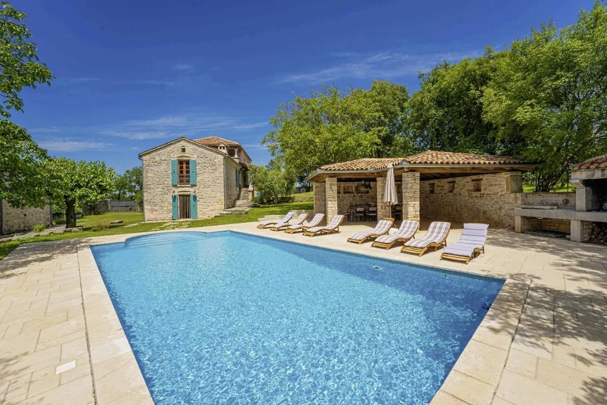 Villa Salambati 9 in Salambati  Svetvinčenat Croacia