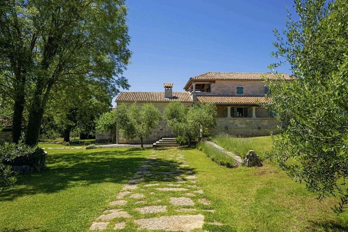 Villa Salambati 9 in Salambati  Svetvinčenat Croacia